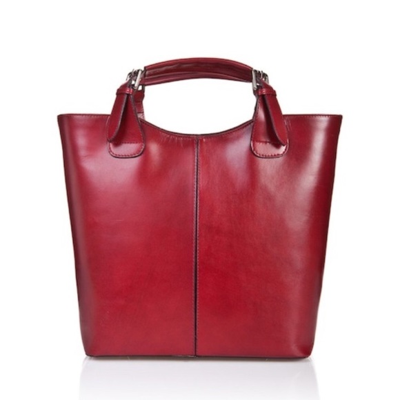 Lisa Minardi Handbags - Lisa Minardi Buckle Handle Red Leather Satchel
